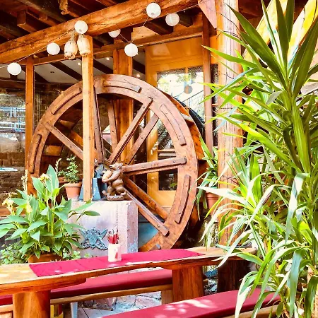 ホテル Aaaa ホテルヴェルト キューブラー 3*