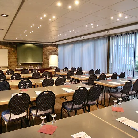 ホテル Aaaa ホテルヴェルト キューブラー