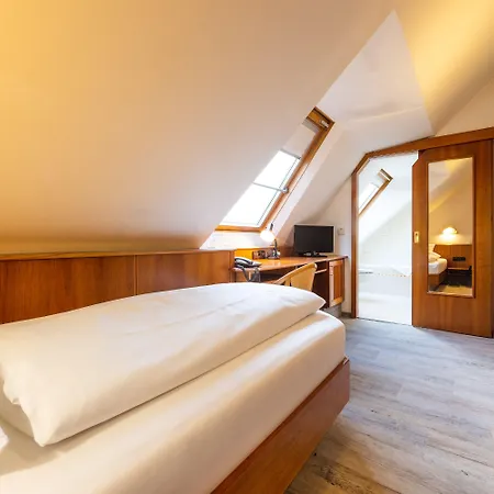 Aaaa Hotelwelt Kuebler Hotel Karlsruhe