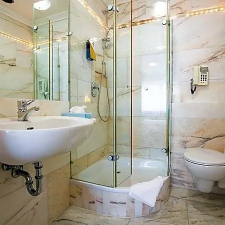 Aaaa Hotelwelt Kuebler 3* Karlsruhe