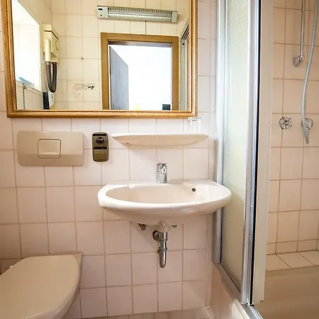 Aaaa ホテルヴェルト キューブラー