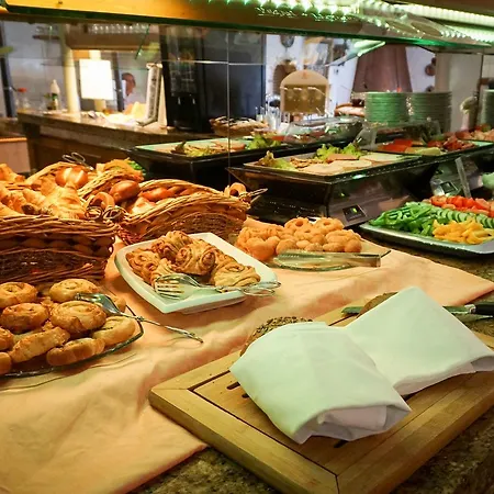 Aaaa ホテルヴェルト キューブラー