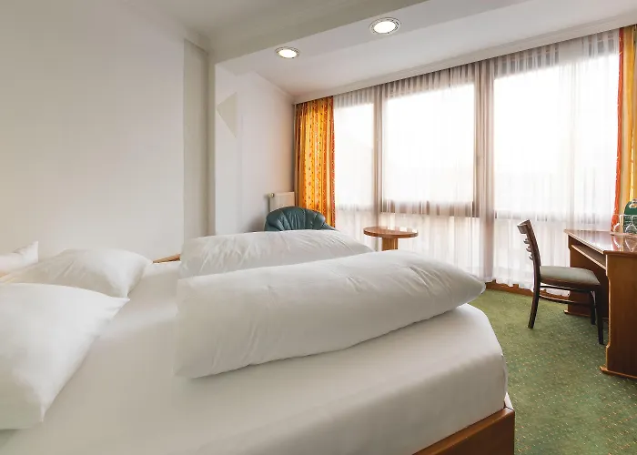 ホテル Aaaa ホテルヴェルト キューブラー