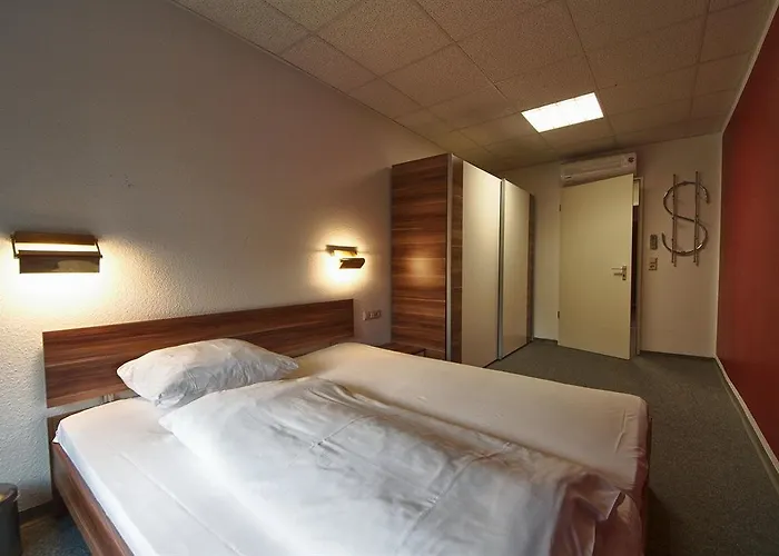 Aaaa ホテルヴェルト キューブラー 3* カールスルーエ